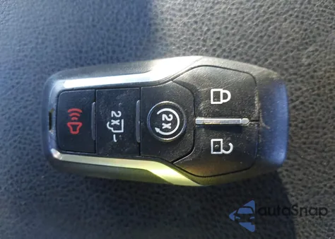 2017 Ford F-150 Lariat из США, поврежденный, VIN 1FTFW1EF0HFA82607